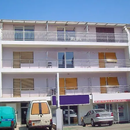 Mustapic Hotel